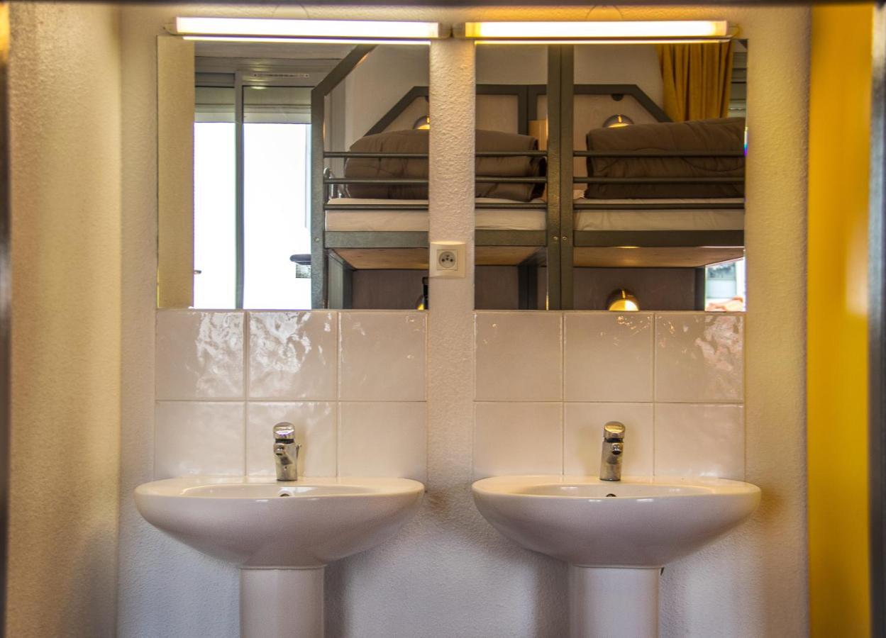 Auberge De Jeunesse Hi Nice Les Camelias المظهر الخارجي الصورة